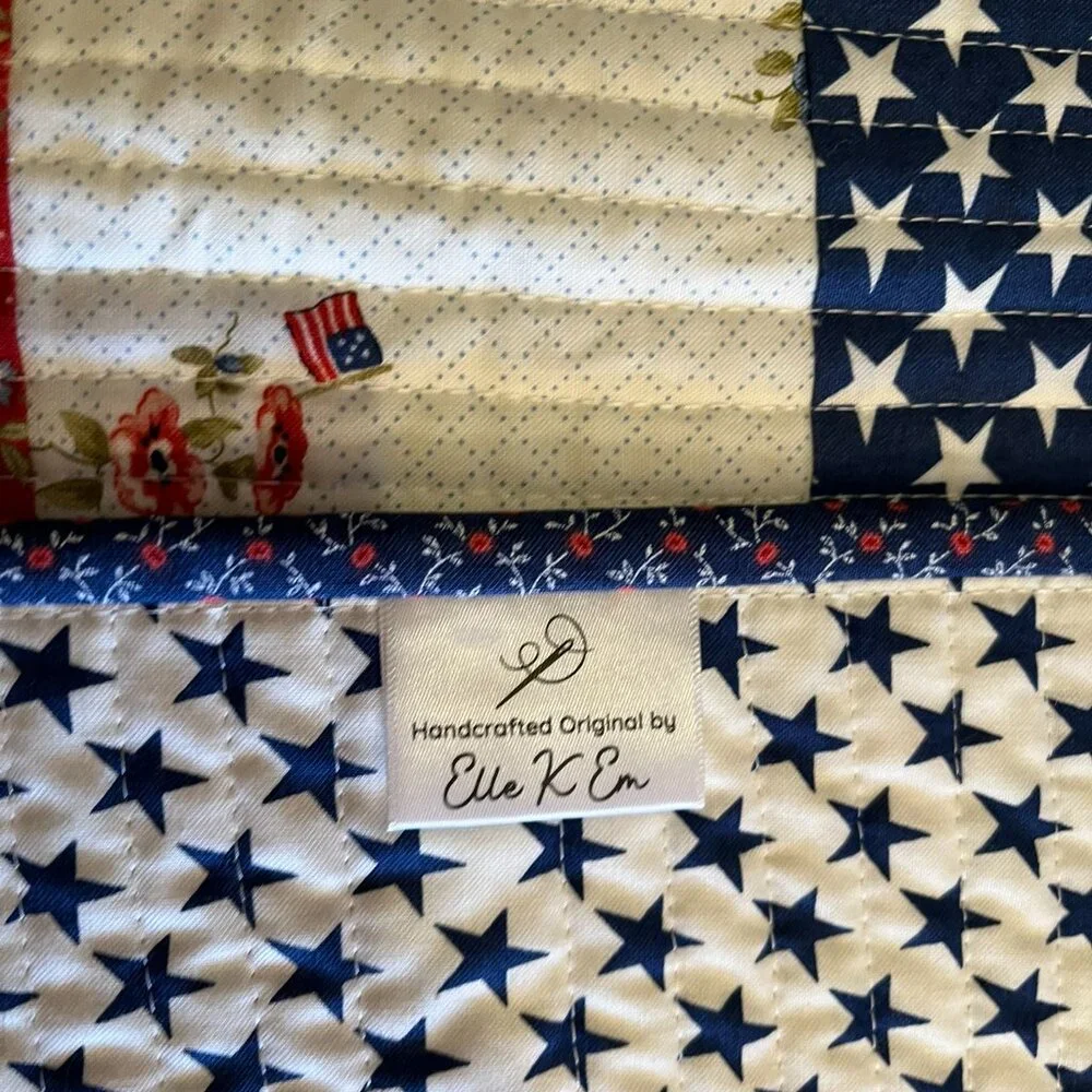 New Handcrafted Americana Lap Quilt or Throw in Red, Cream & Navy Blue - Picture 7 of 9